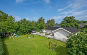 3 Bedroom Cozy Home In Vejby